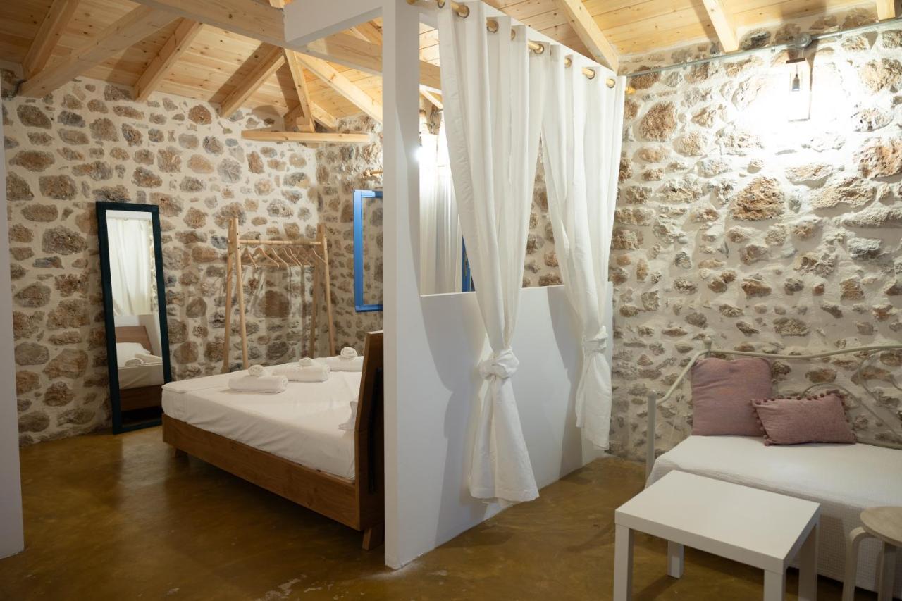 Rocksecret Edge Apartment Каламата Екстериор снимка