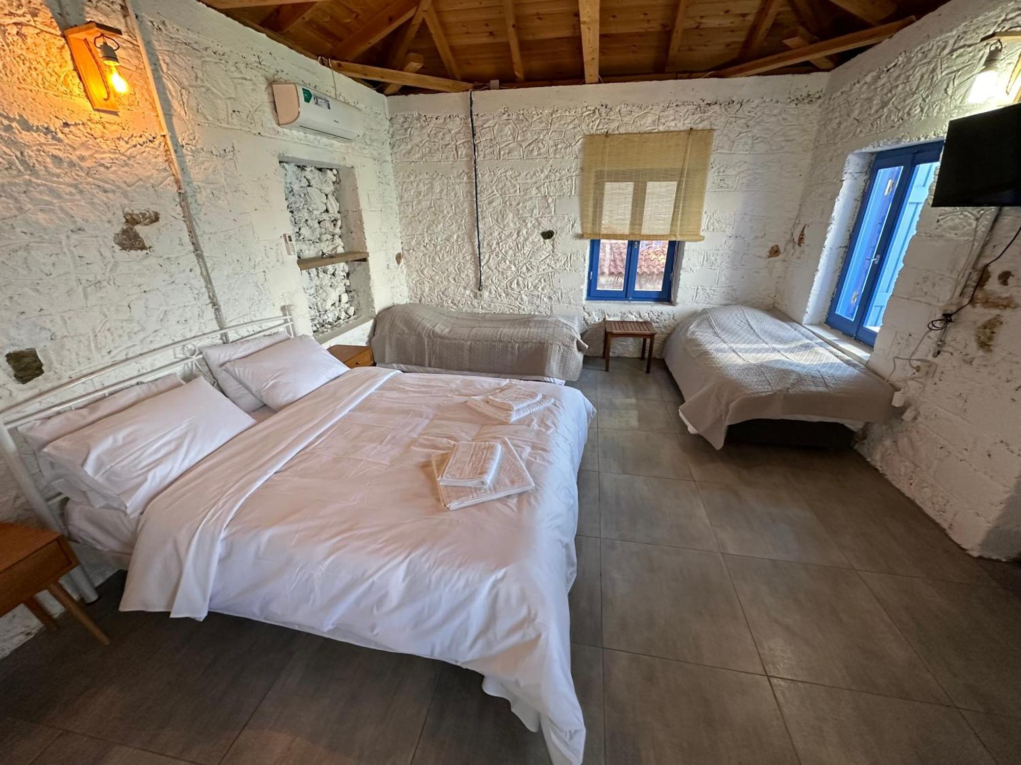 Rocksecret Edge Apartment Каламата Екстериор снимка