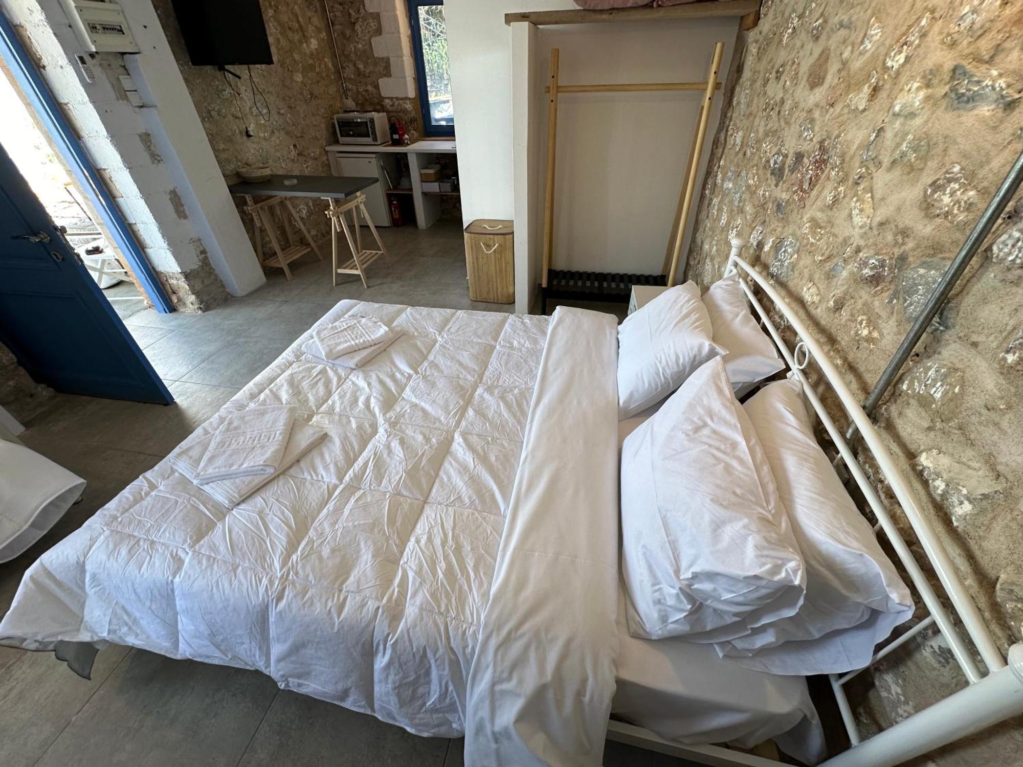 Rocksecret Edge Apartment Каламата Екстериор снимка