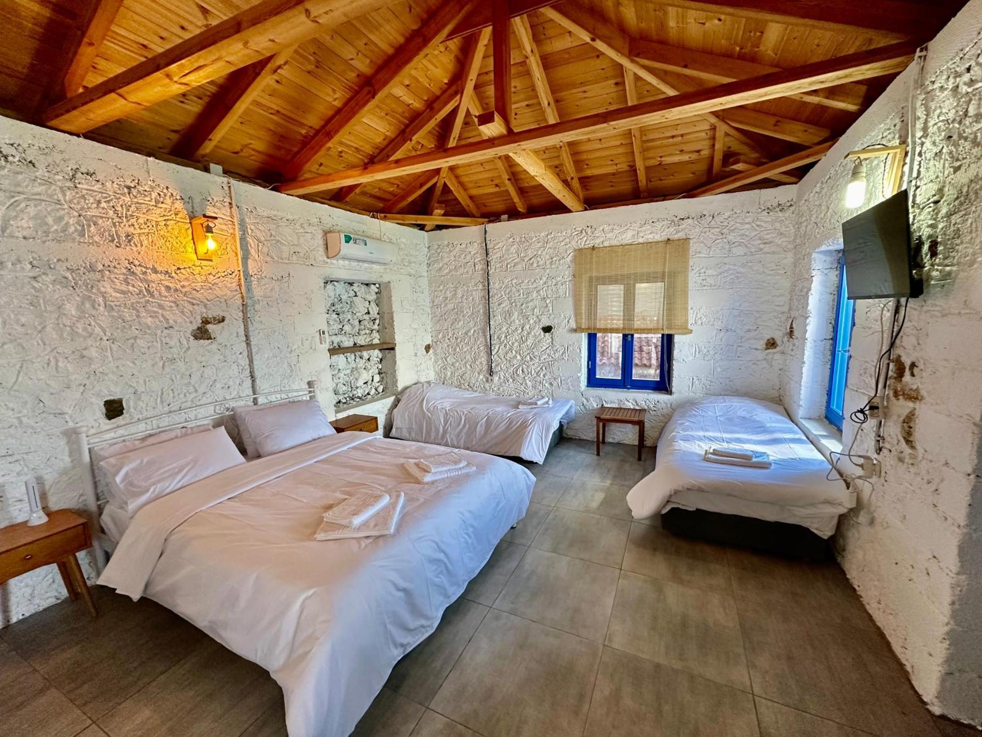 Rocksecret Edge Apartment Каламата Екстериор снимка