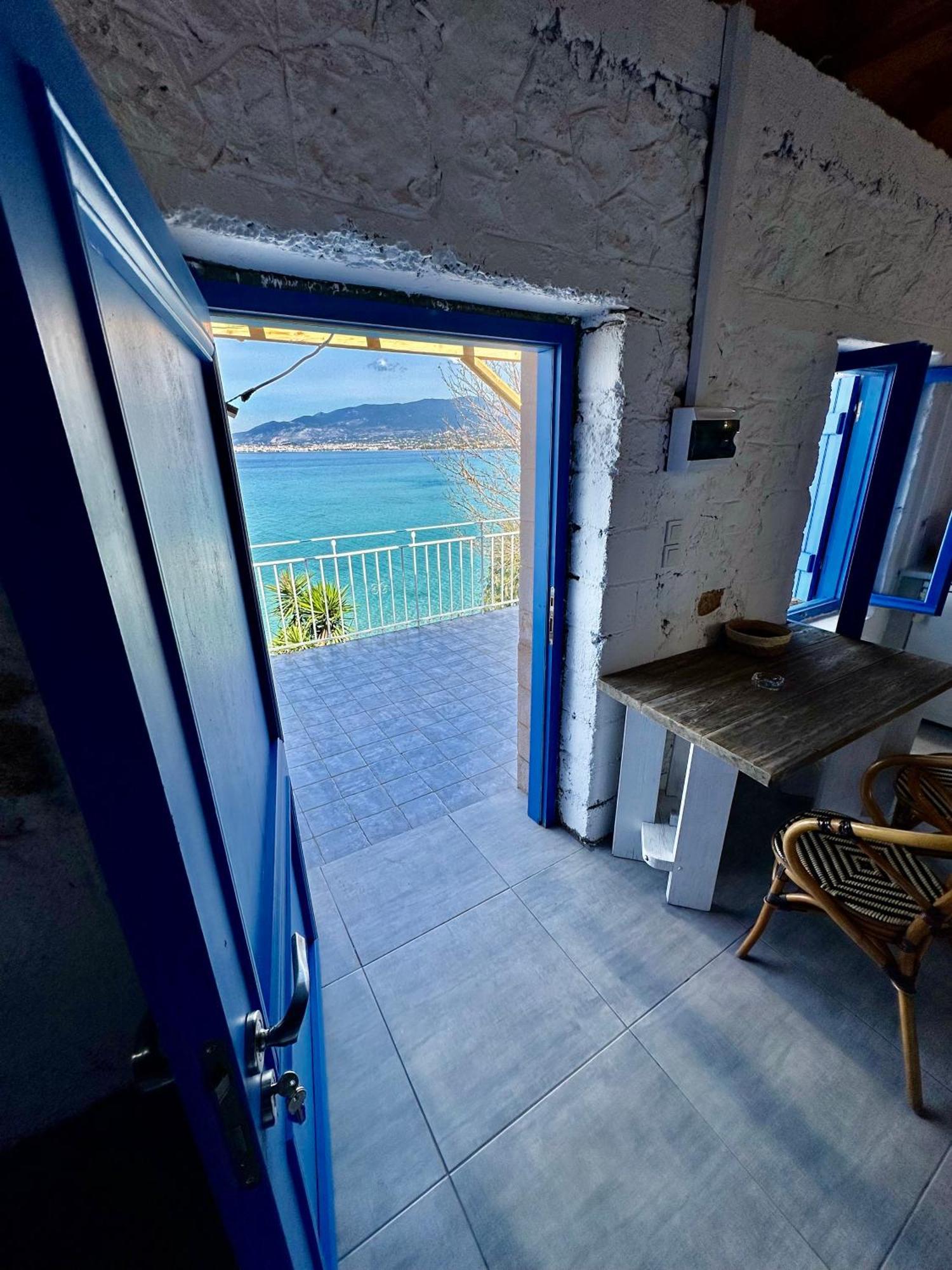 Rocksecret Edge Apartment Каламата Екстериор снимка