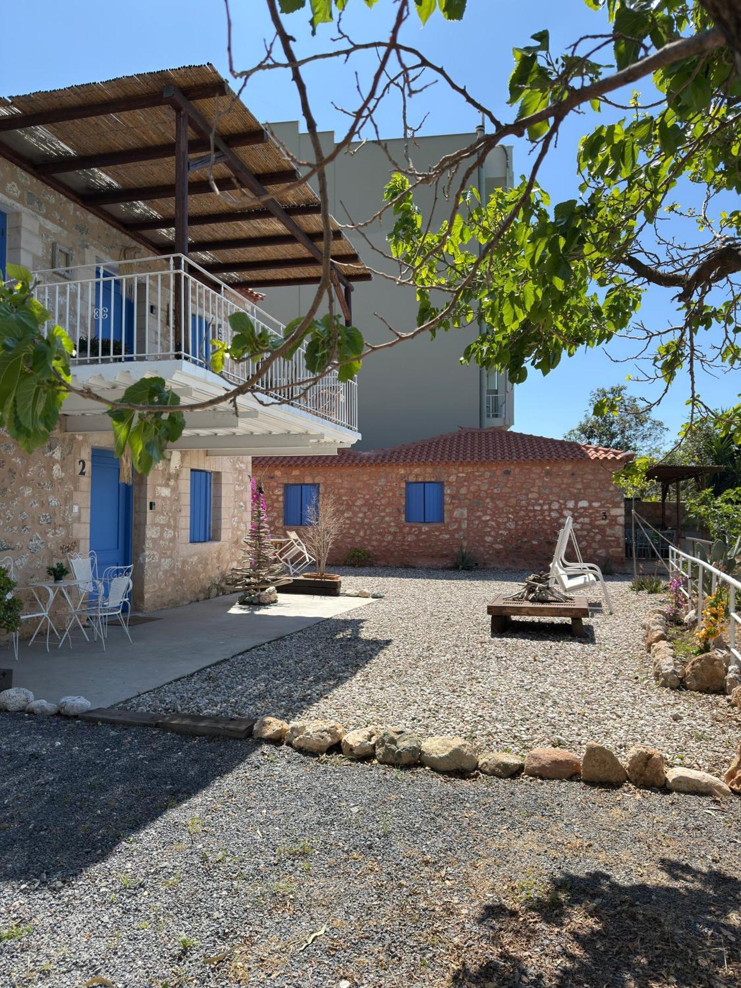 Rocksecret Edge Apartment Каламата Екстериор снимка