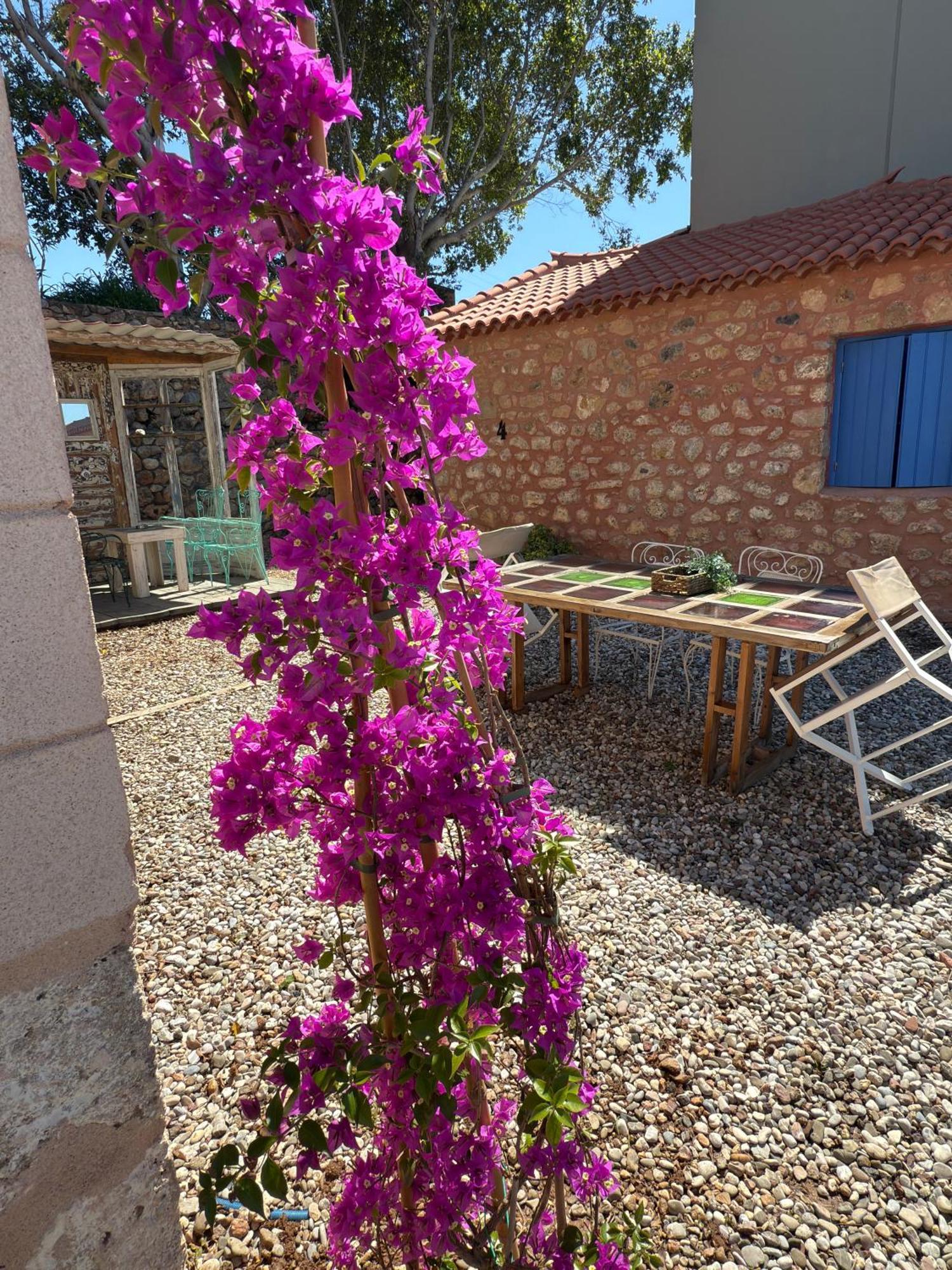 Rocksecret Edge Apartment Каламата Екстериор снимка
